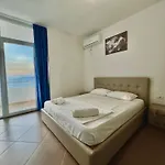 Redi's Seaview Appartement Saranda