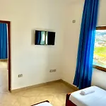 Redi's Seaview Appartement Saranda