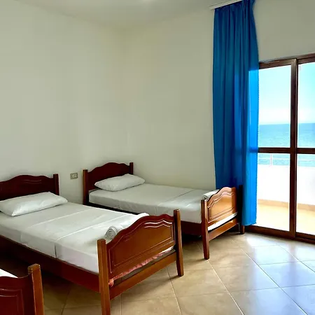 Redi's Seaview Apartment Sarande