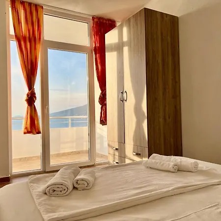 Apartment Redi's Seaview