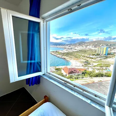 Redi's Seaview * Sarandë