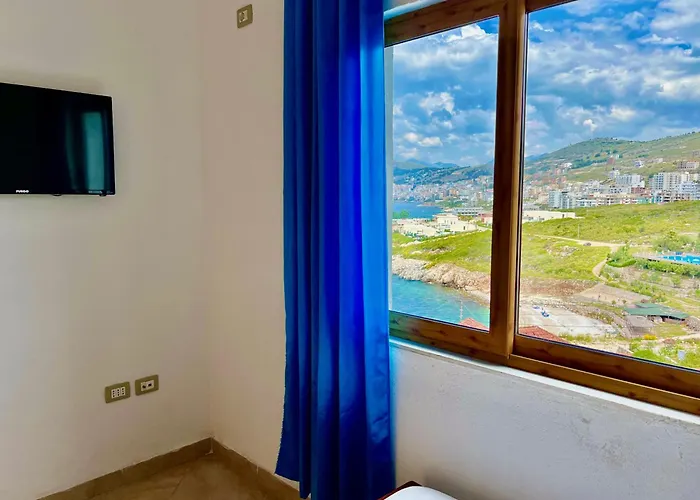 Redi's Seaview Σαράντα